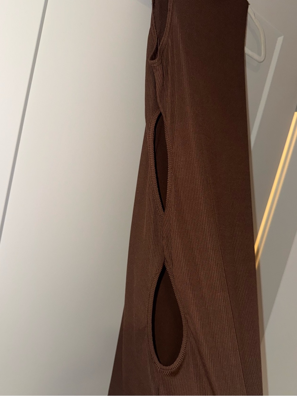 Brown Ribbed Cutout Dress - Picture 2 of 3